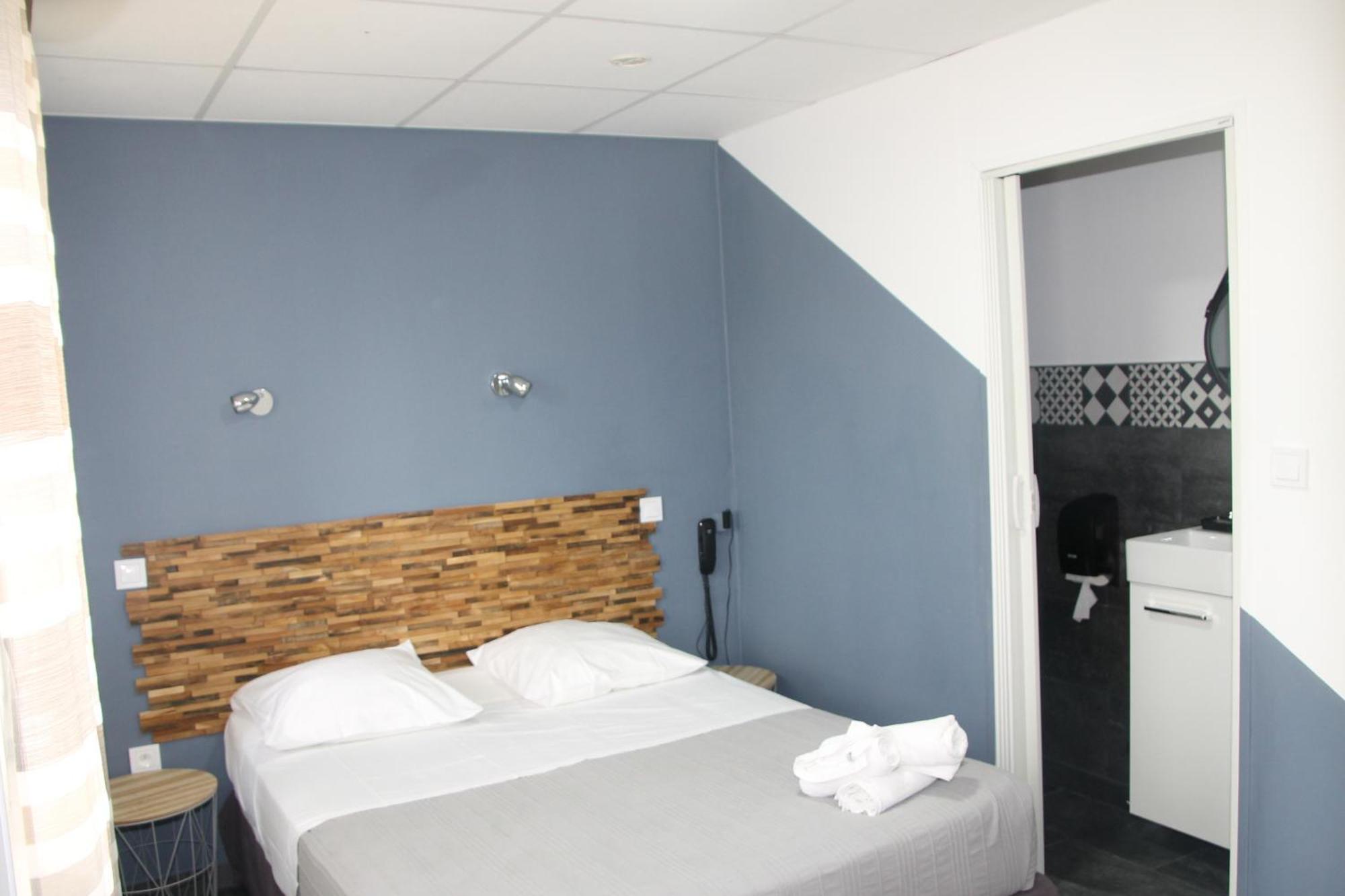 Des Moulins Hotel 3*