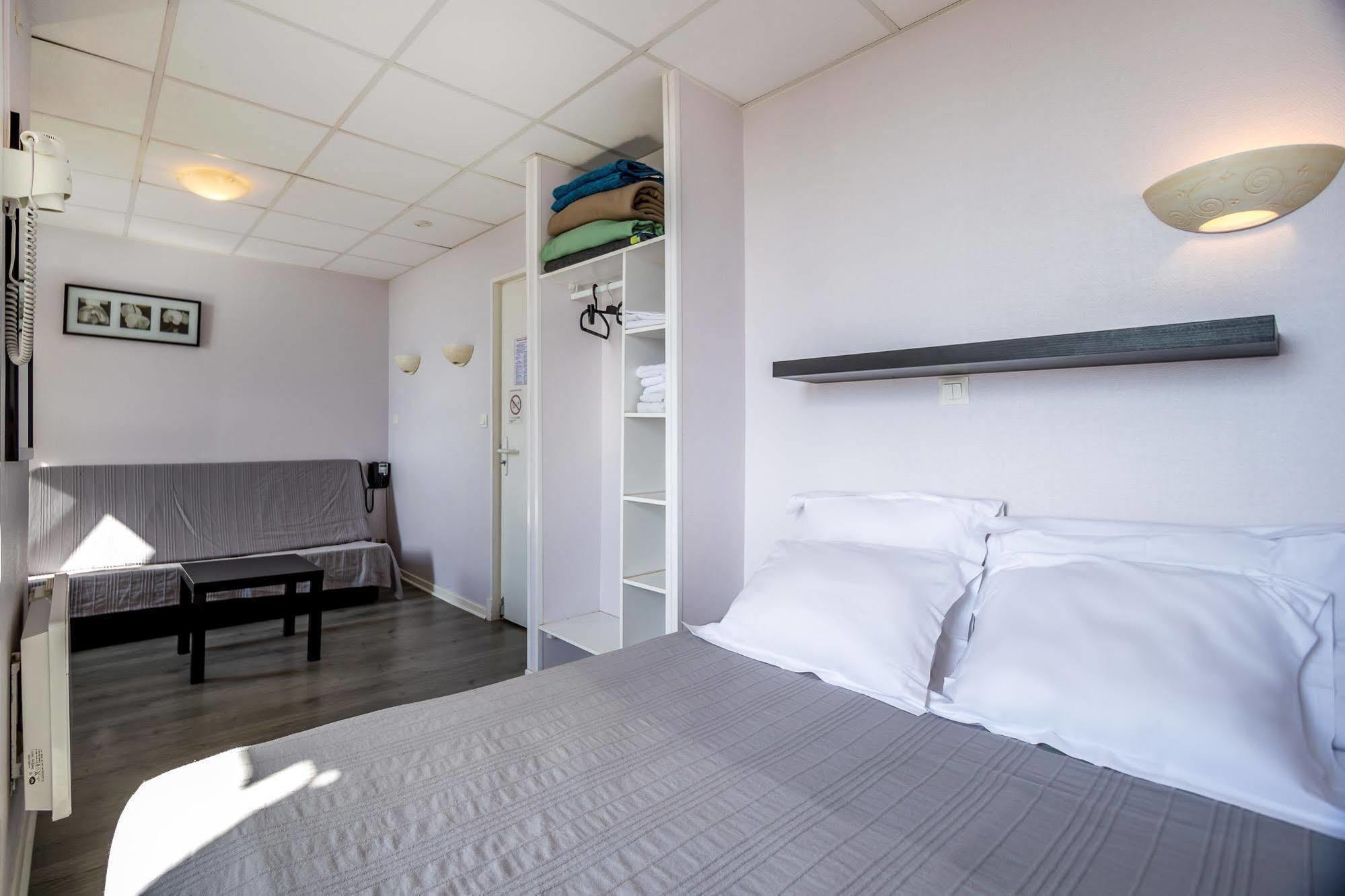 Hotel Des Moulins 3*